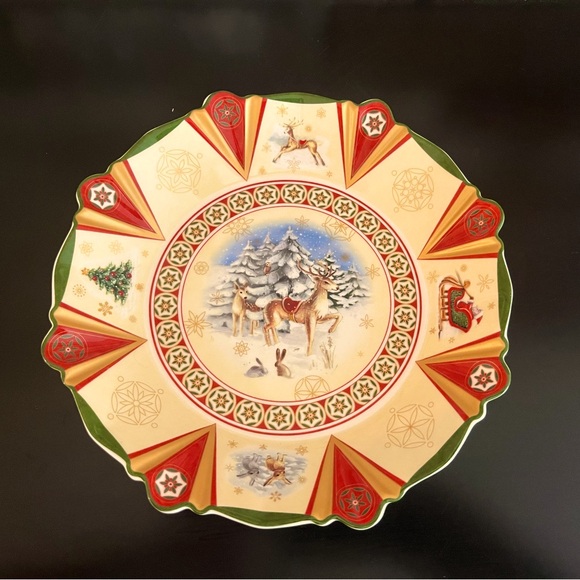 Toy’s Fantasy Porcelain Serving Bowl by Villeroy & Boch - Picture 1 of 4
